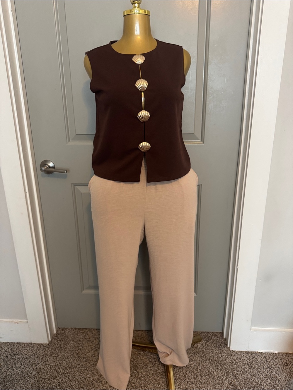 Sleeveless Dark Brown Shell-Button Top with Cream Wide-Leg Pants